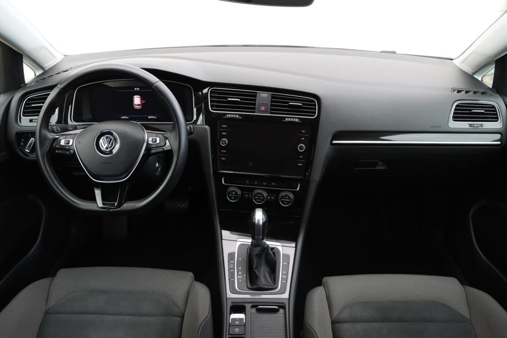 Volkswagen Golf 1.0 tsi highline 115pk dsg7