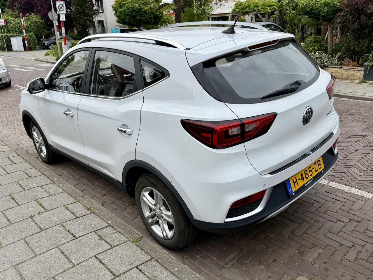 MG ZS EV elektrisch. Laden aan gewoon stopcontact. Inruil nog. Boot/auto