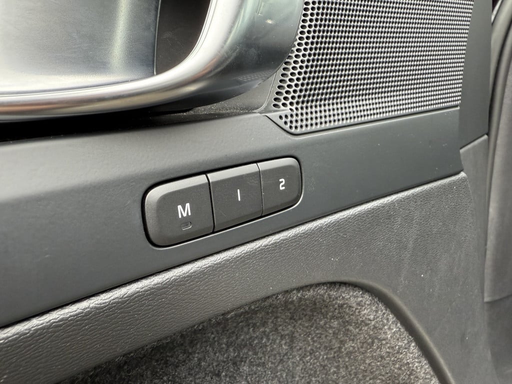 Volvo XC40 t4 211pk recharge plus| adap.cruise| leder| camera| elek.stoelen