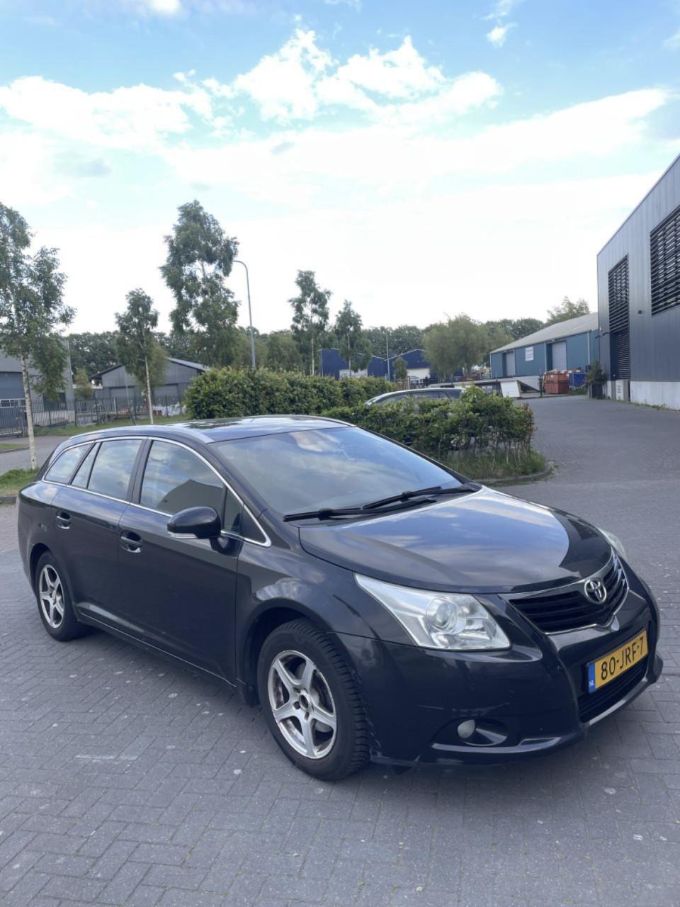 Toyota Avensis 1.8 Vvt-i Wagon 2009 Zwart | NAP | NIEUWE APK!