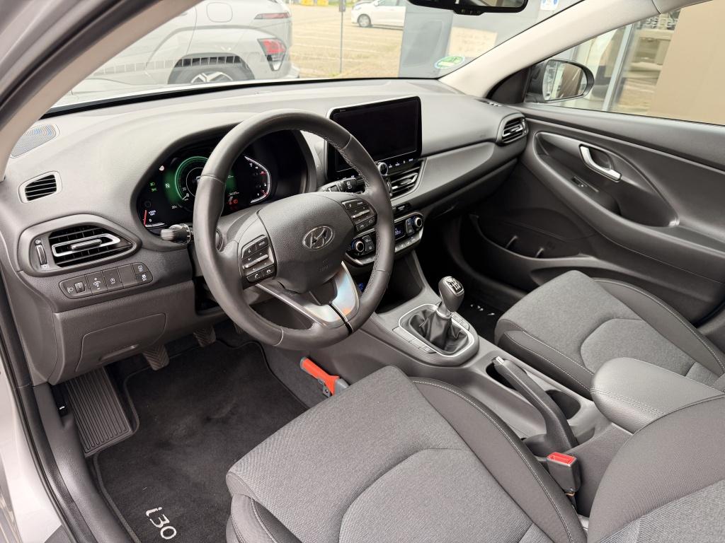 Hyundai I 30 1.0 t-gdi mhev comfort smart | navigatie | lage-km! | carplay 