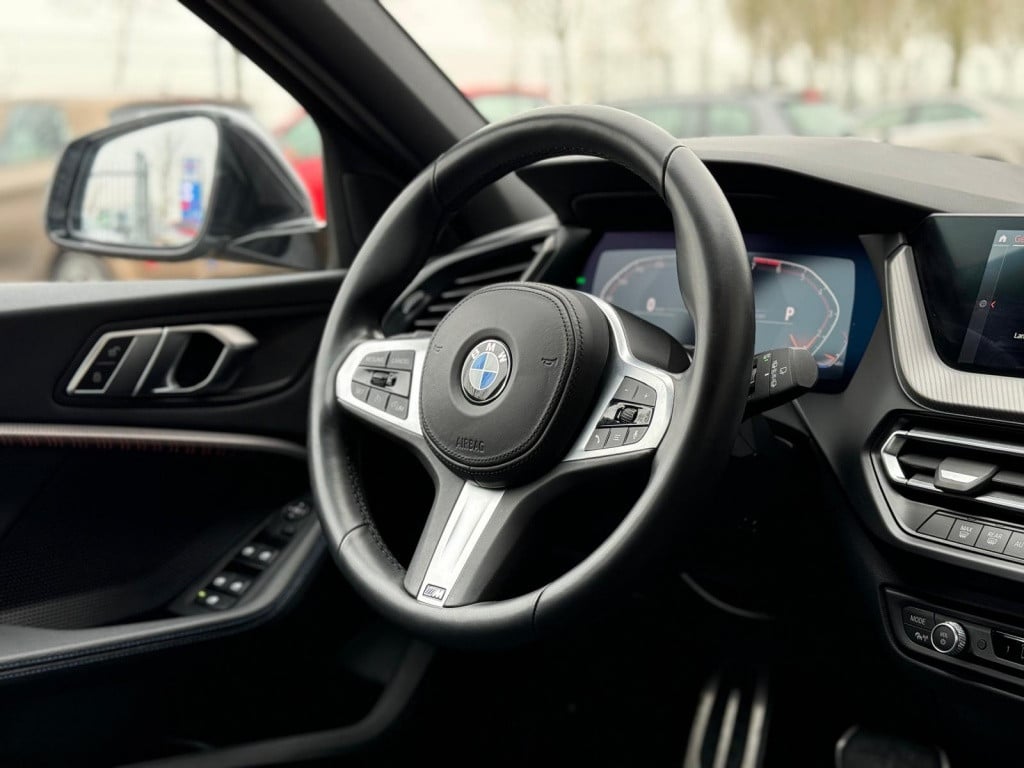 BMW 1 Serie 120i bns edition