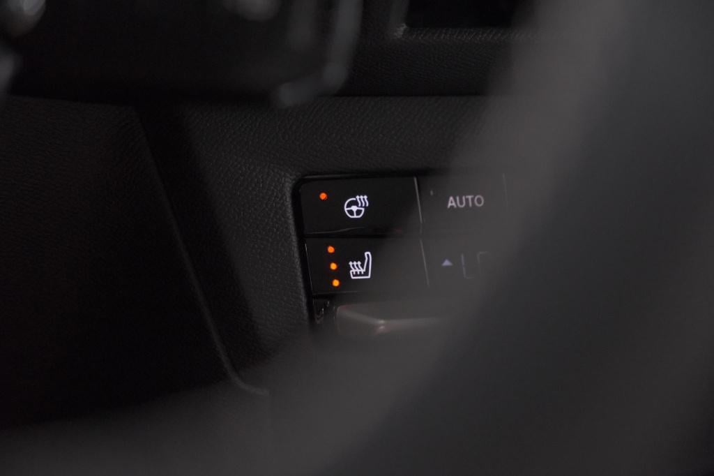 Opel Frontera 1.2 turbo hybrid 110 gs | stoelverwarming en stuurwielverwarm