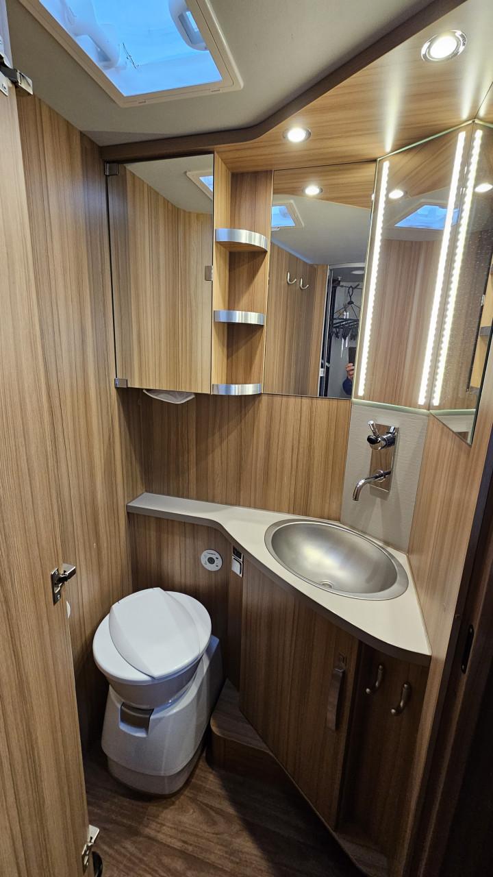 KNAUS SUN Ti 700 MEG Platinum Sel. bj 2020 56758 km van 1e eigenaar