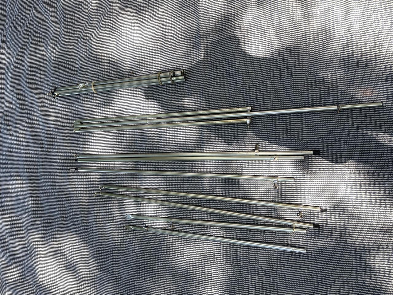 Caravanluifel met stalen frame