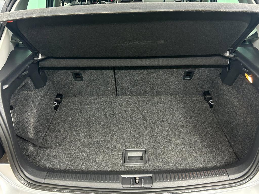 Volkswagen Polo occasion 1.4-16v cross | grijs | tweedehands volkswagen pol