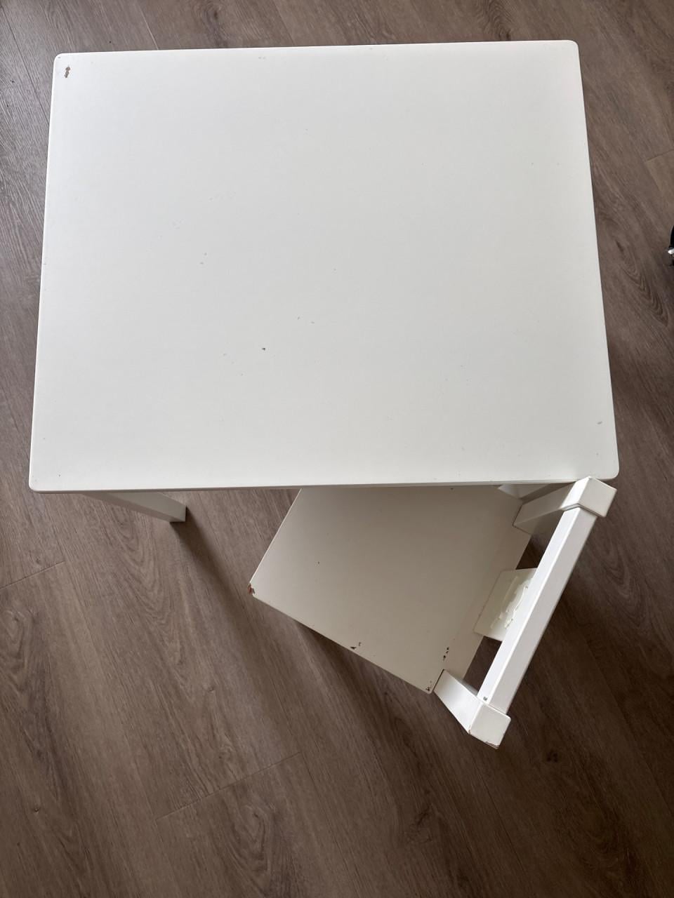 Ikea tafeltje en stoel