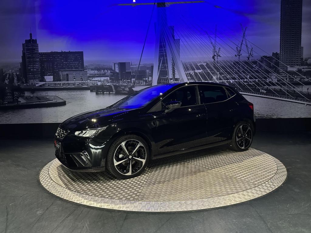 Seat Ibiza 1.0 ecotsi fr business connect *camera*keyless*winterpack*acc*le