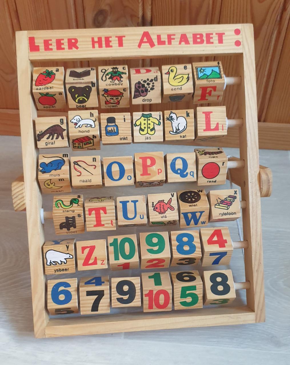 Leer het Alfabet - houten speelgoed