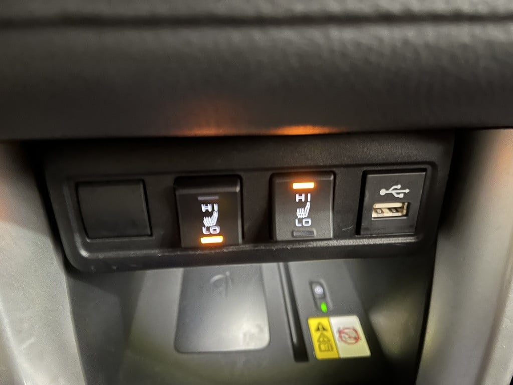 Toyota Corolla Cross 2.0 hp hybrid frist edition | bms | keyless | navi | t