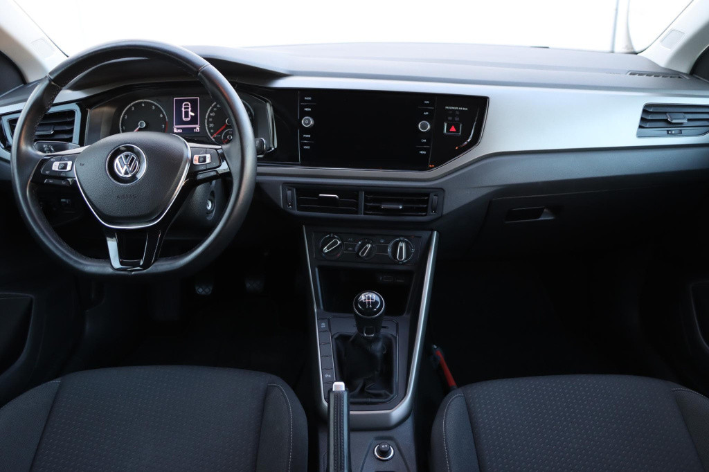 Volkswagen Polo 1.0 tsi comfortline executive 95pk
