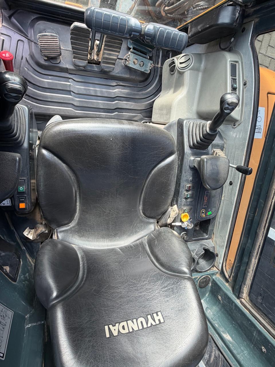 Hyundai ROBEX25Z- 9AK