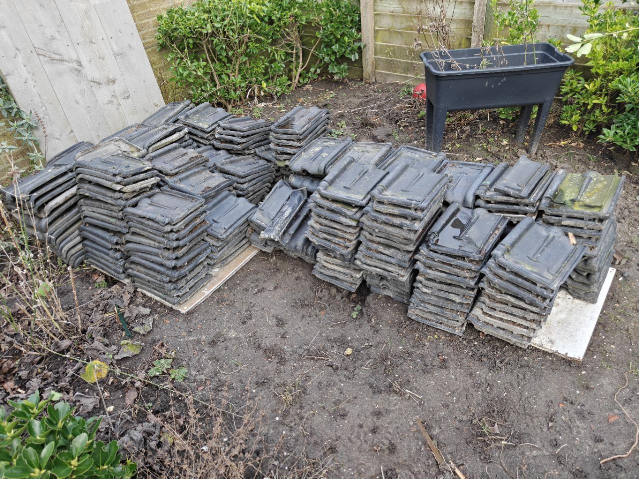 Dakpannen - kruispannen blauw gesmoord