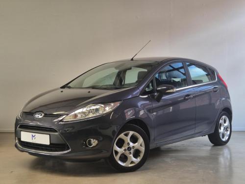 Ford Fiesta 1.25 titanium / nieuwe distriebutieriem 1e eigenaar / stoelverw