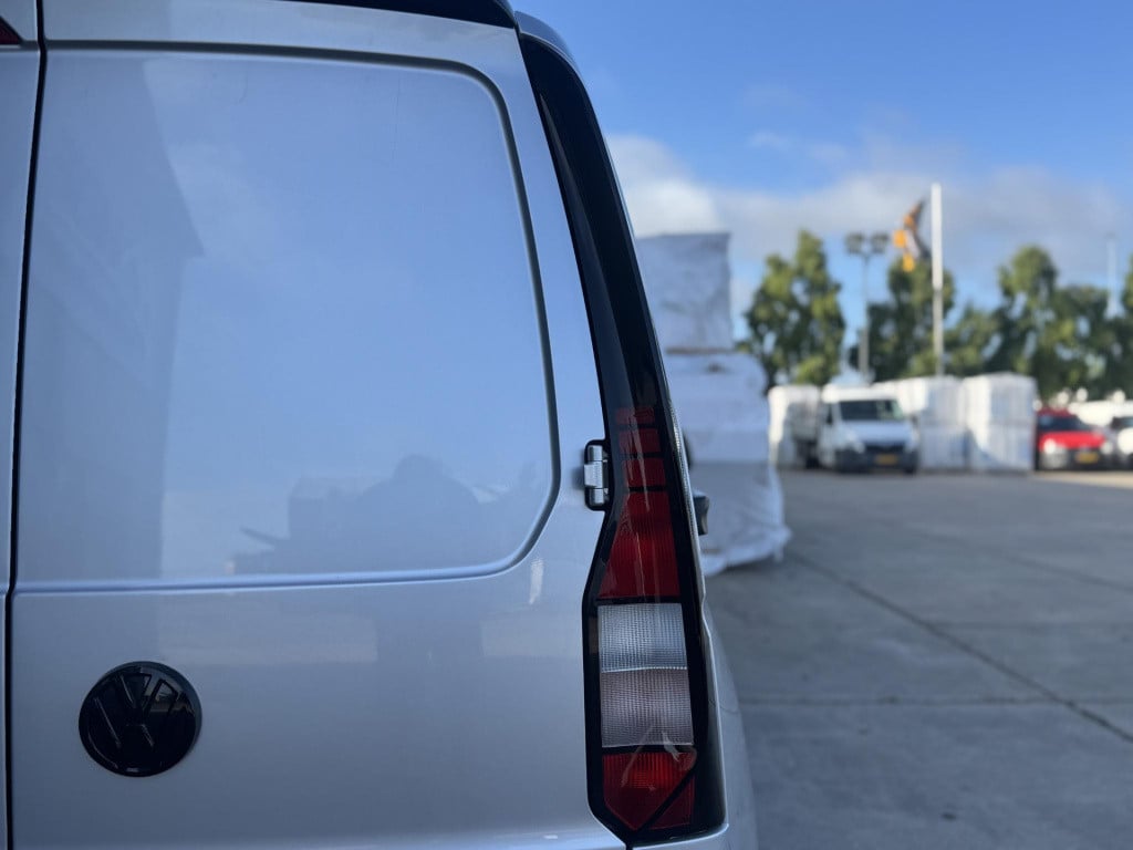 Volkswagen Caddy cargo 2.0 tdi trend airco / n.a.p / verlaagd / spoilers / 