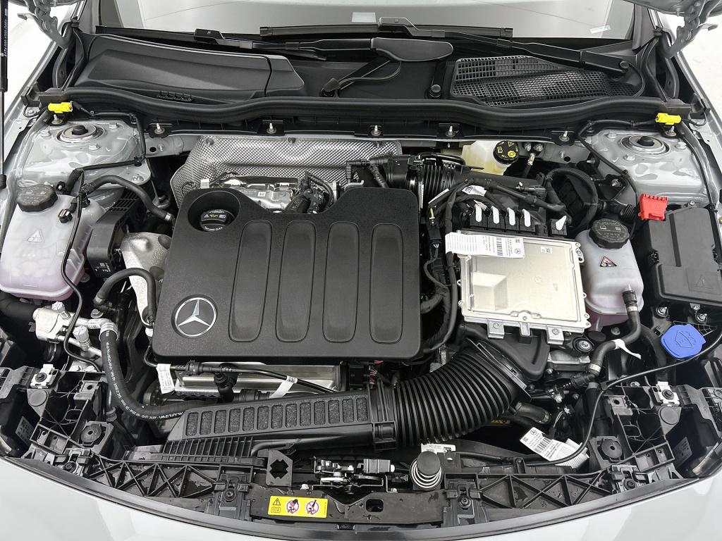 Mercedes-Benz Cla 200 business solution amg | advanced plus pakket | parkee
