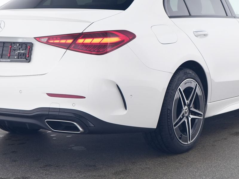 Mercedes-Benz C-Klasse 300 e amg line i panorama dak i distronic + i 360° c