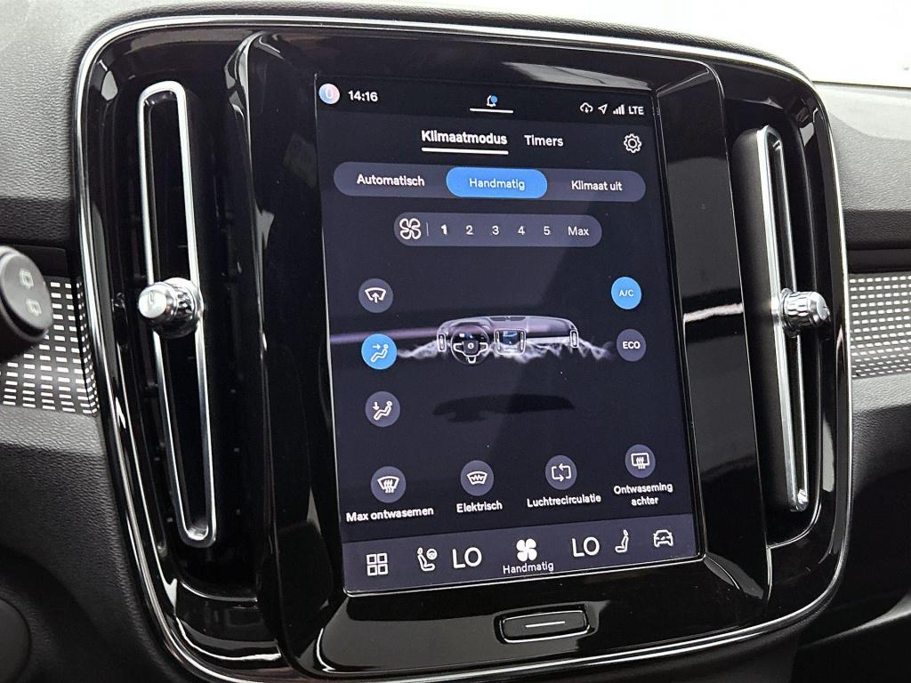 Volvo XC40 recharge p8 awd r-design | panoramadak | trekhaak | harman kardo