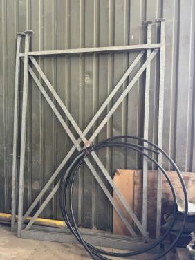 2x frame gegalvaniseerd