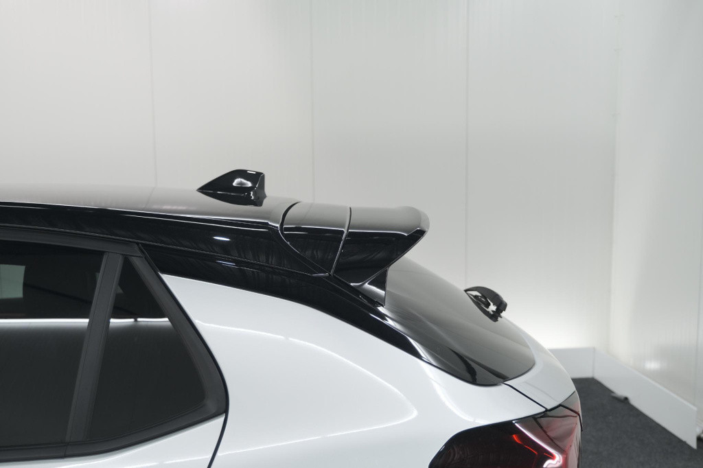 Opel Corsa 130 eat8 gs line | camera | navigatie | apple carplay | parkeers