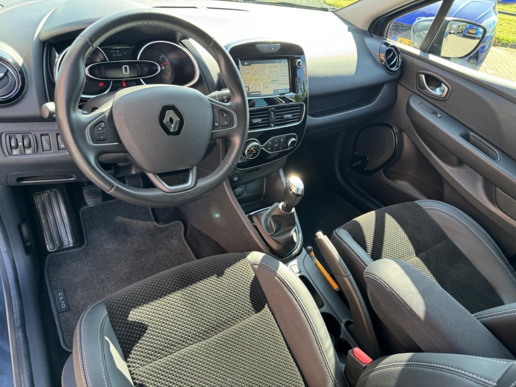 Renault Clio 0.9 tce intens | navigatie | led koplampen | keyless entry | c