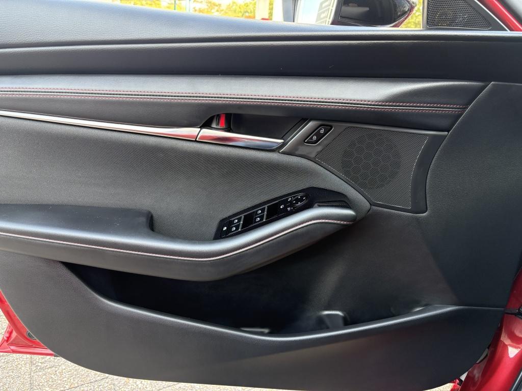 Mazda 3 2.0 e-sa-g homura als nieuw!