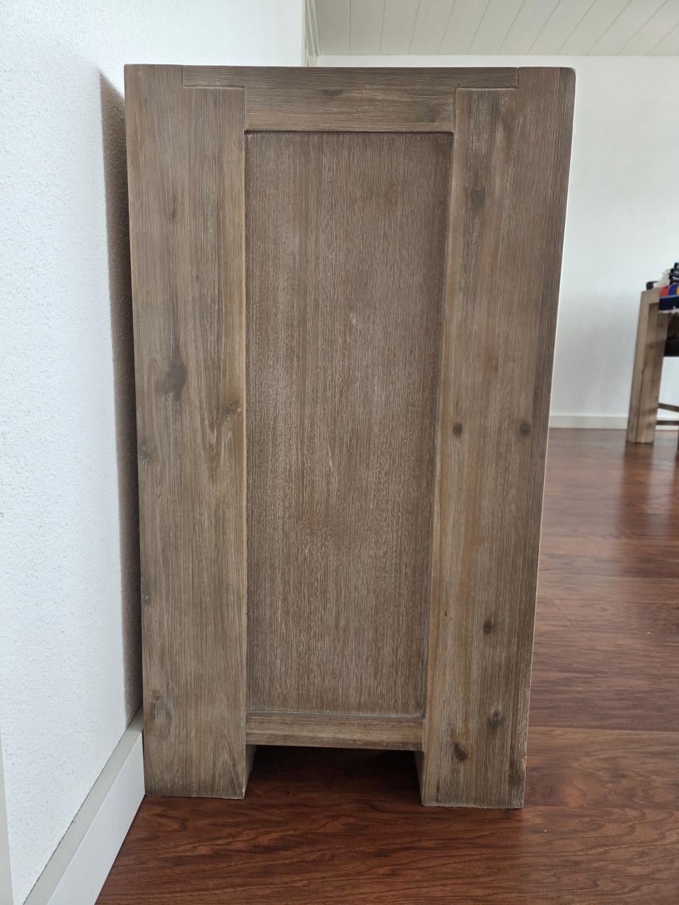 TE KOOP: Dressoir
