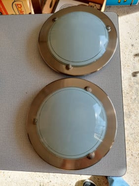 Te koop 2 zgan Plafonnière,s