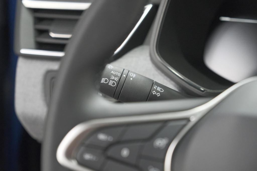 Renault Clio 1.6 e-tech full hybrid 145 evolution | apple carplay | parkeer