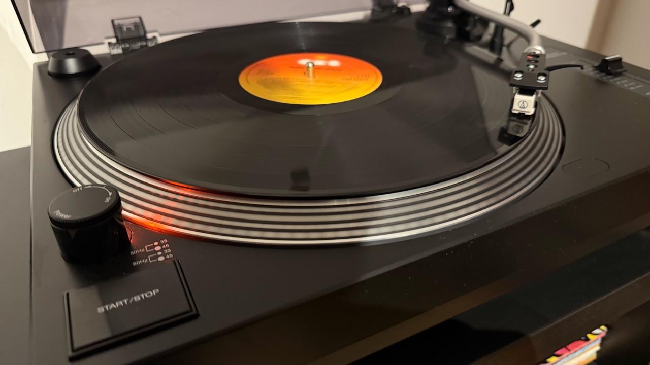 Dual DT250usb platenspeler