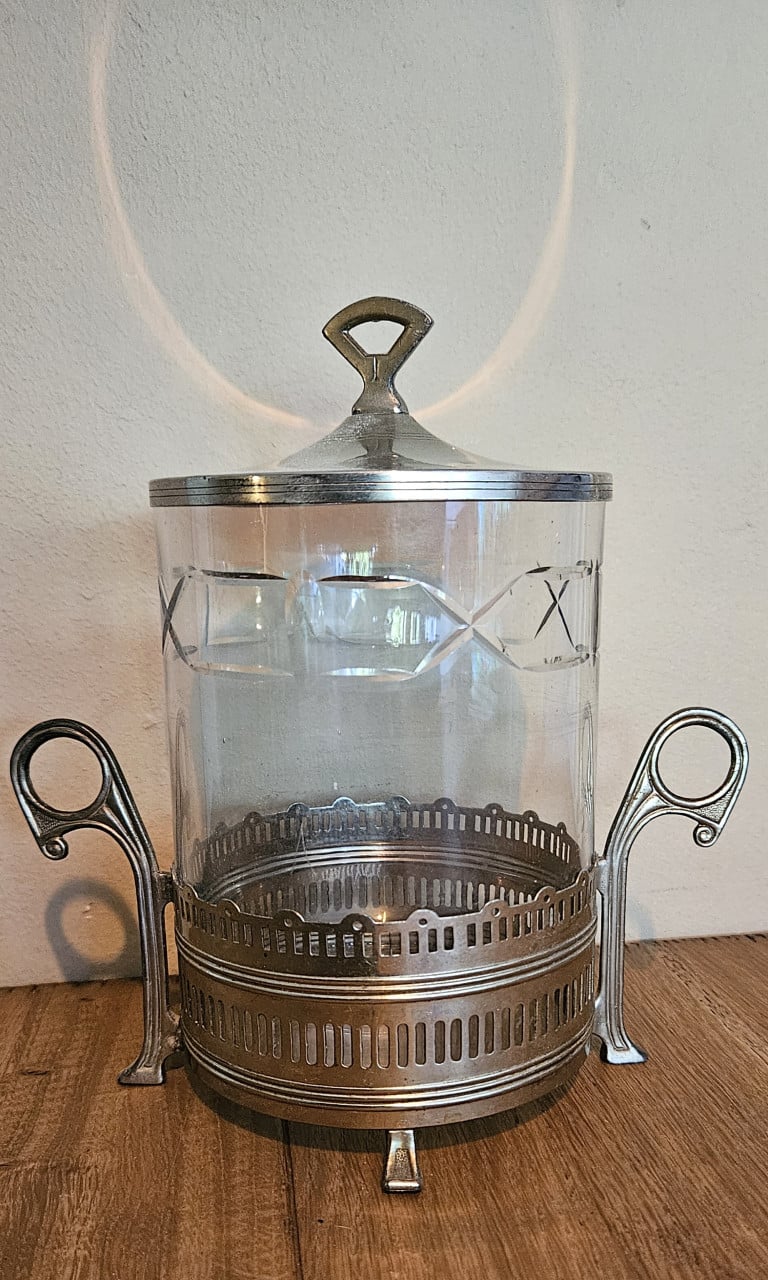 Oude zilveren koekjes pot