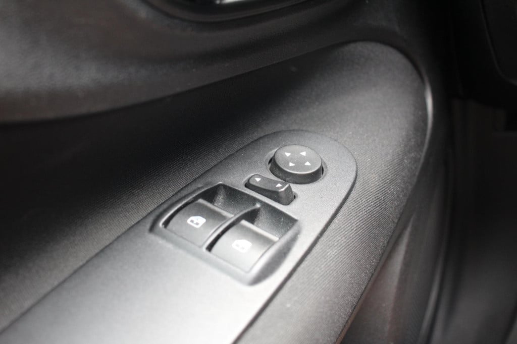 Fiat Punto evo 1.2 lounge - elek pakket - airco - 5drs - nap - dealer oh!
