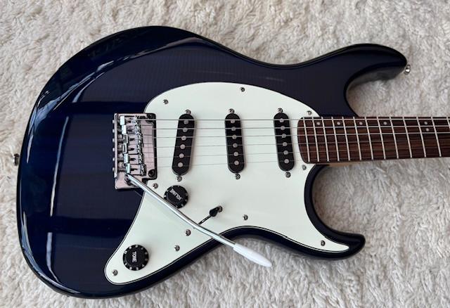 Mooie zgan Cort gitaar