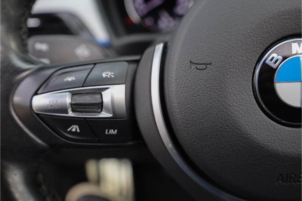 BMW X2 xdrive25e m sport pano i 18inch i hud