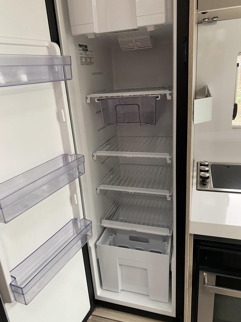 Adria | Compact DL - in nieuwstaat! met garantie, afleverbeurt en jaar APK