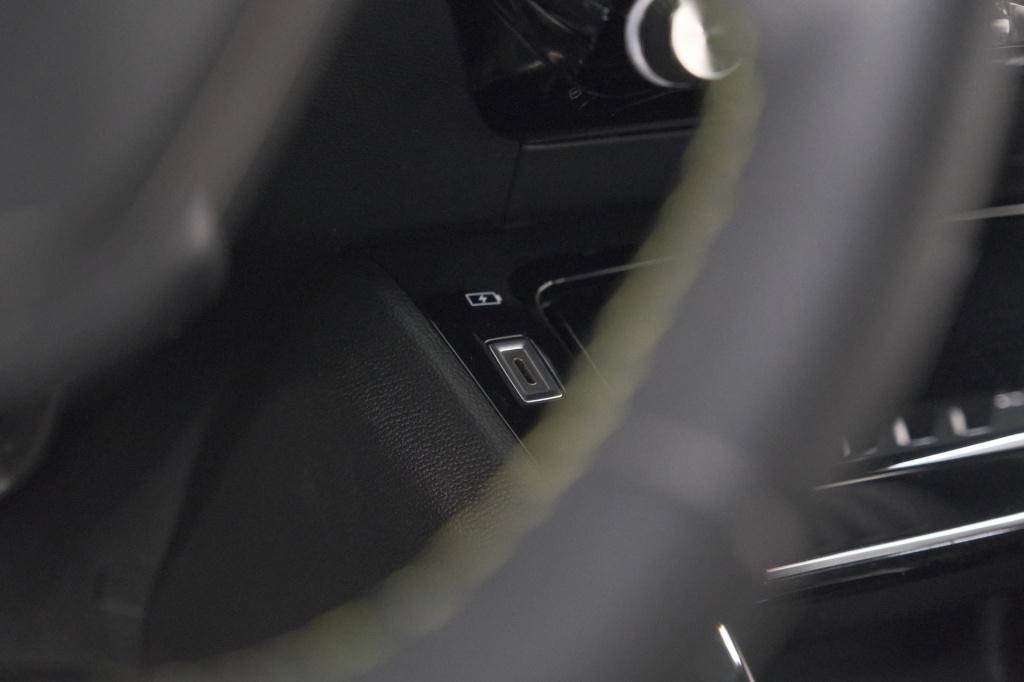 Peugeot 2008 puretech 130 gt pack | leer-pakket | camera | dodehoekdetectie