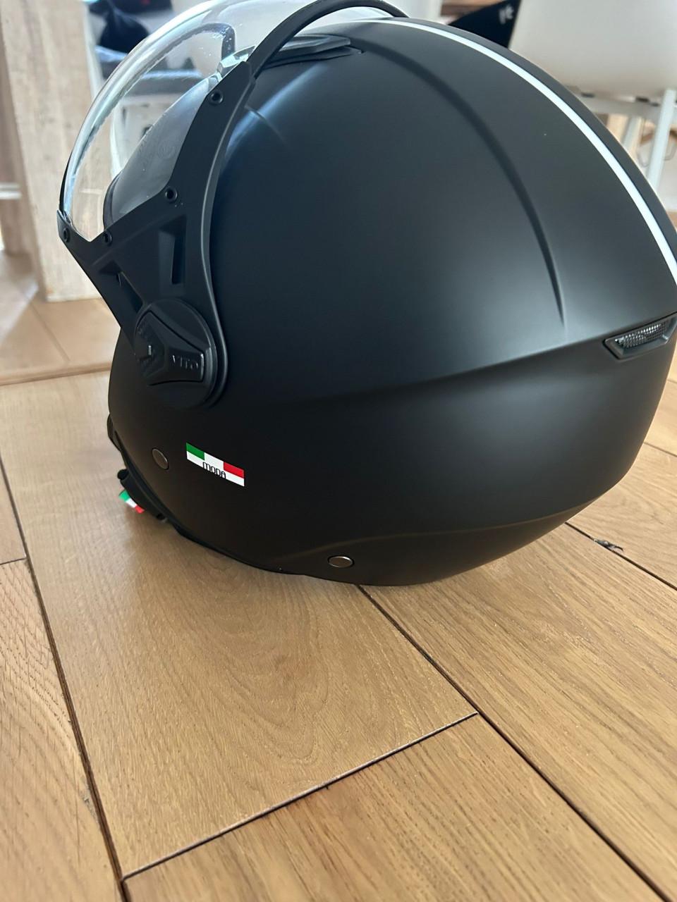 Scooter helm Vito