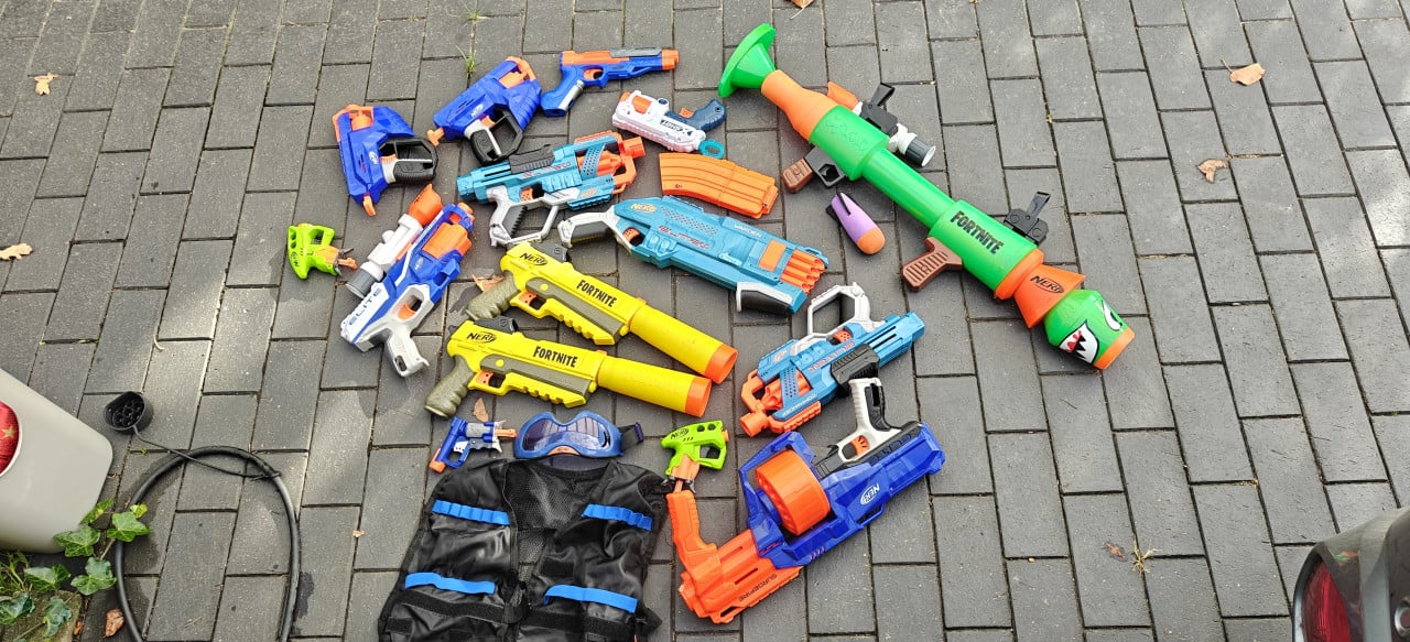 Nerv guns