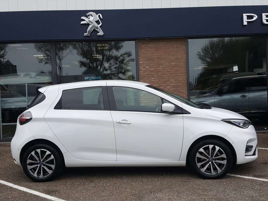 Renault Zoe 135pk intens (batterijkoop) 52kwh 3-fase navi | achteruitrijcam