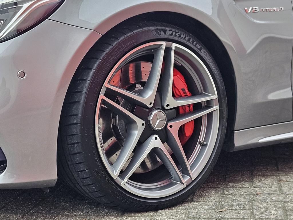 Mercedes-Benz C-Klasse amg 63 s | burmester | pano | acc