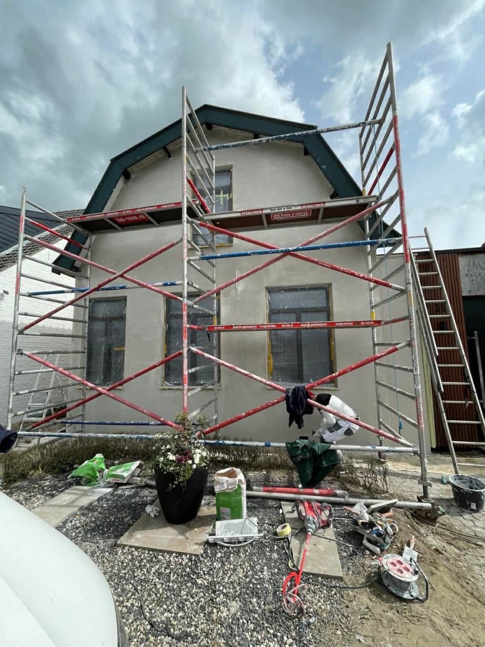 Stukadoor & SchillderwekenHari: 0687255401