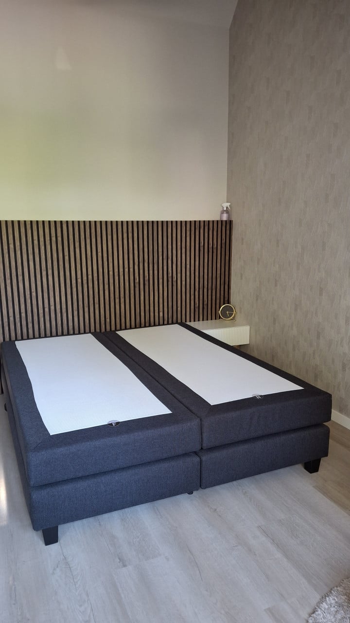 Boxspring 160x200 cm met twee matrassen