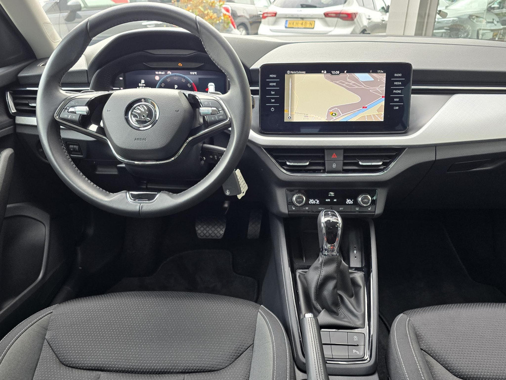 Skoda Kamiq 1.0 tsi selection virtual cockpit carplay navigatie pdc v+a sto