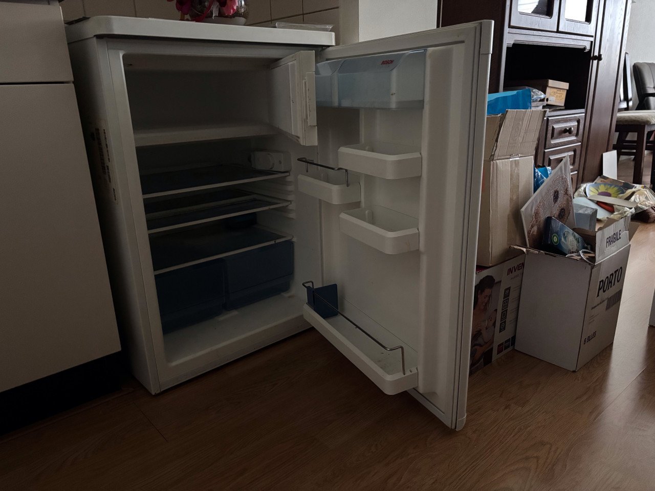 Tafel koelkast met vriesvakje in goede staat