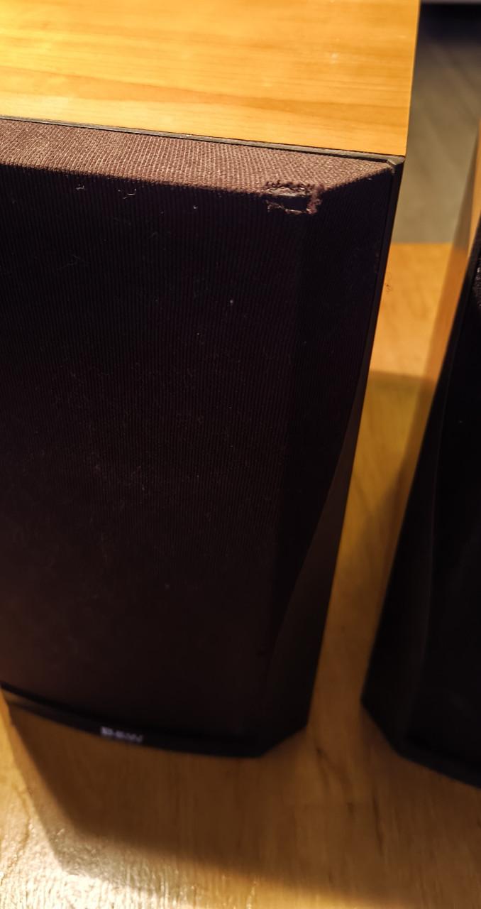 B&W DM302 setje tweeweg luidsprekers beuken fineer