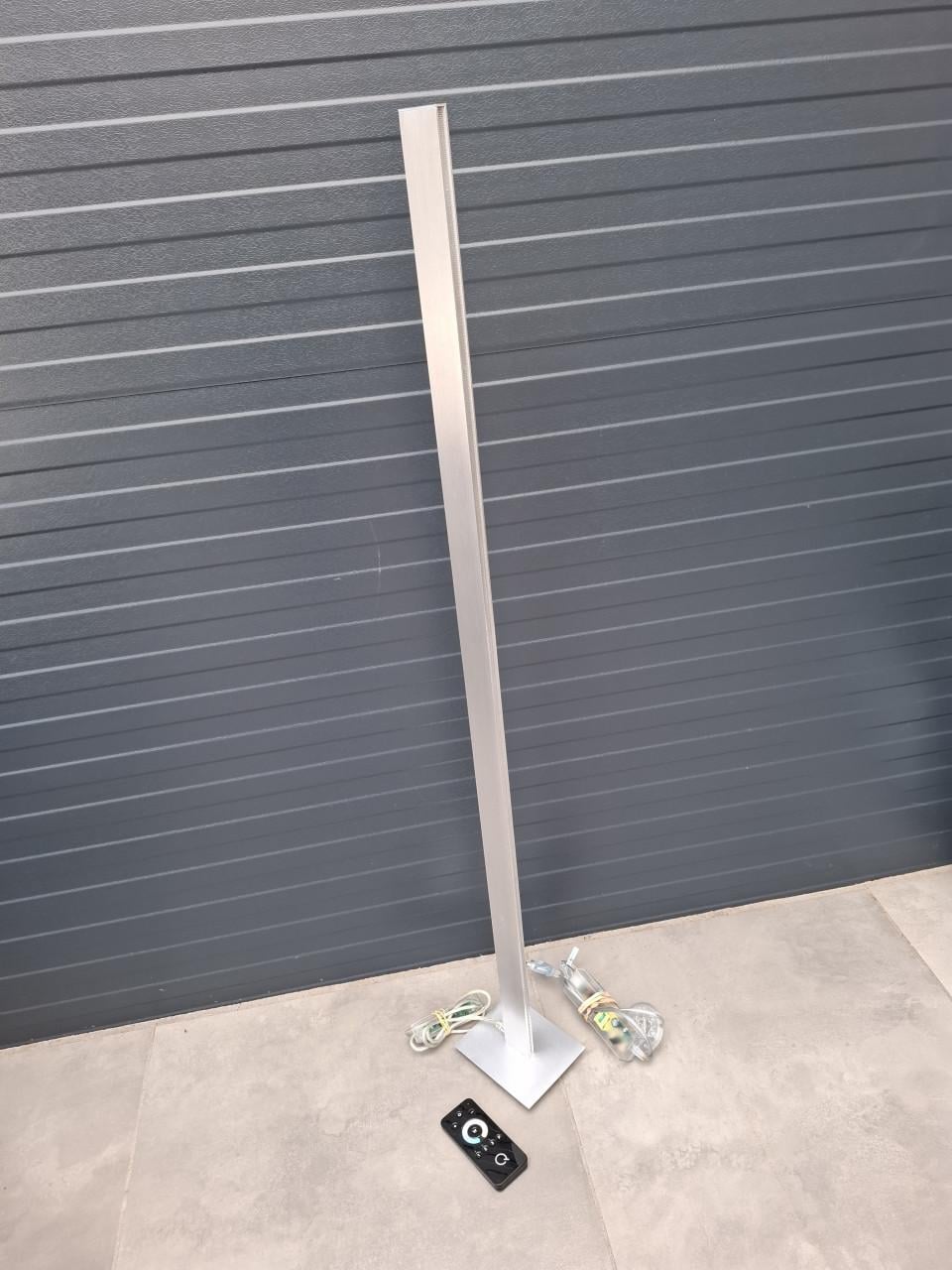 Prachtige vloerlamp originele van Paul Neuhaus.