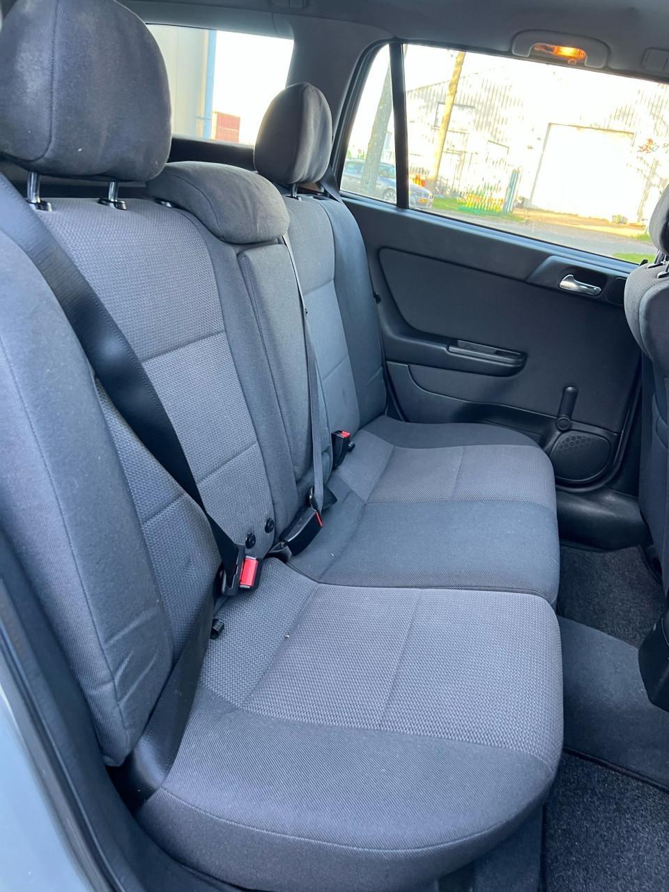 Opel Astra Wagon 1.6-16V Sport 134.376KM