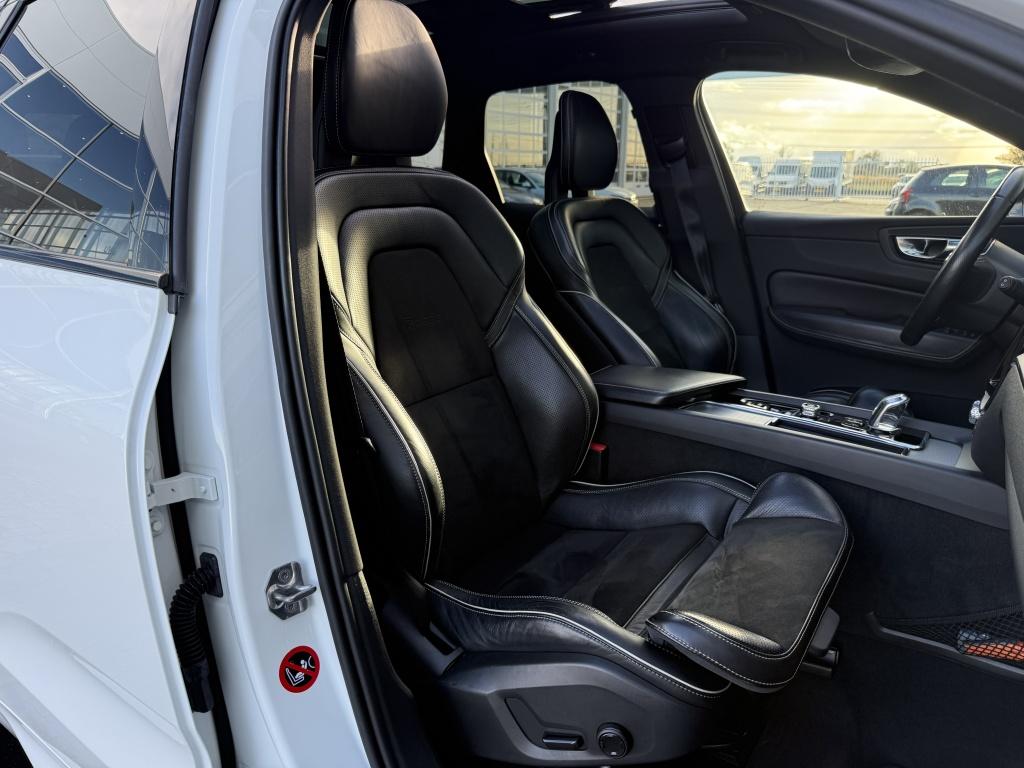 Volvo XC60 t8 390pk recharge r-design| panodak| luchtvering| trekhaak| came