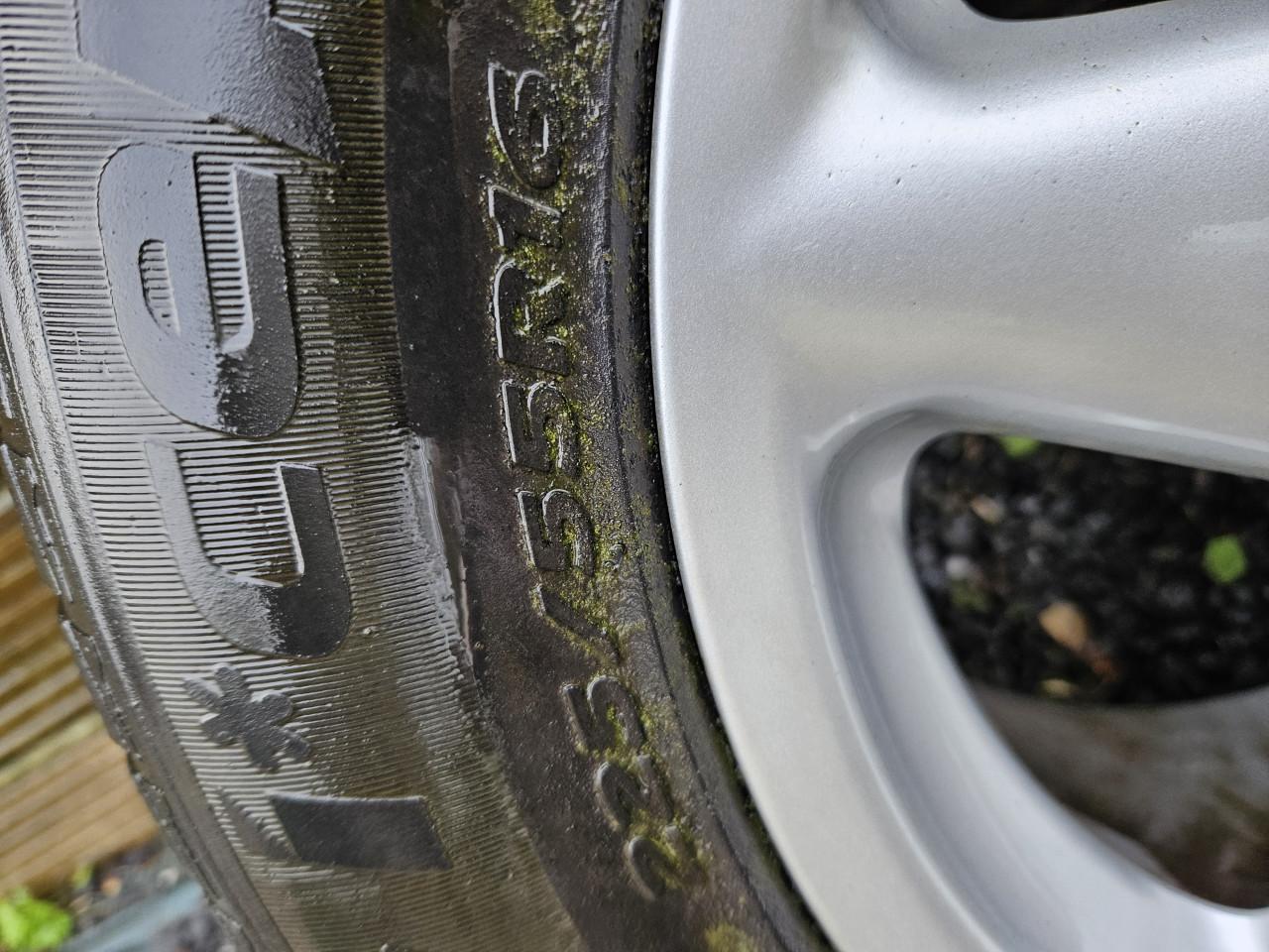 16 inch originele Audi velgen met banden