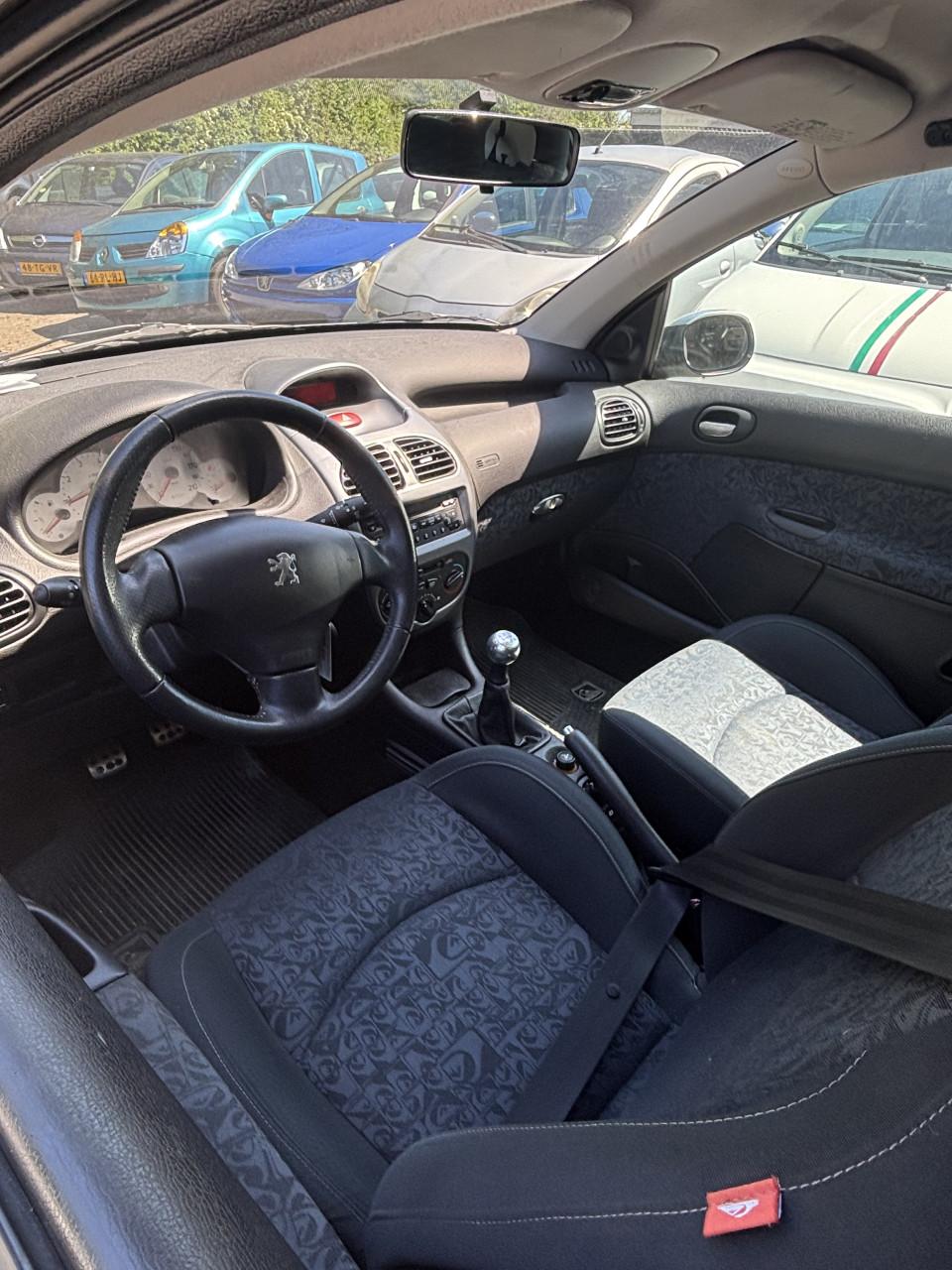 Peugeot 206 jaar apk